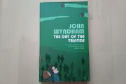 The Day of the Triffids by John Wyndham (Classic British Science Fiction Paperback)