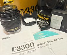 Nikon D3300 DSLR  18-55mm Lens & Battery Grip
