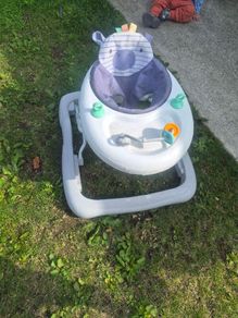baby walker