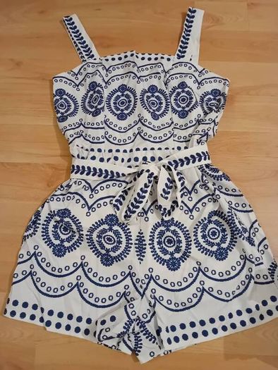 New Playsuit Size L