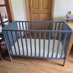 Baby Elegance cot and mattress