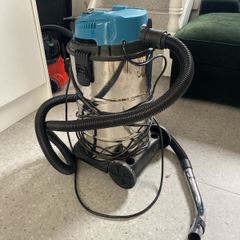 Wet Vacuum