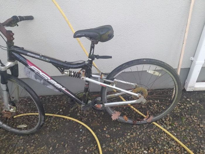 mans bike