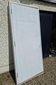 Pre-hung interior door (door with frame)