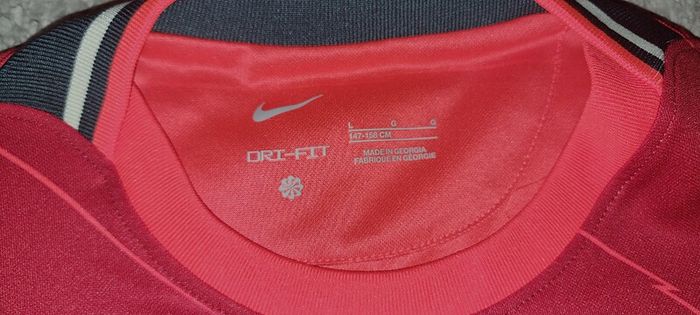 Liverpool Home Jersey - 21/22 Season Genuine Youth Large (10 to 12)