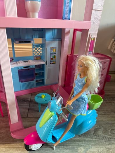 Barbie Dreamhouse Bundle