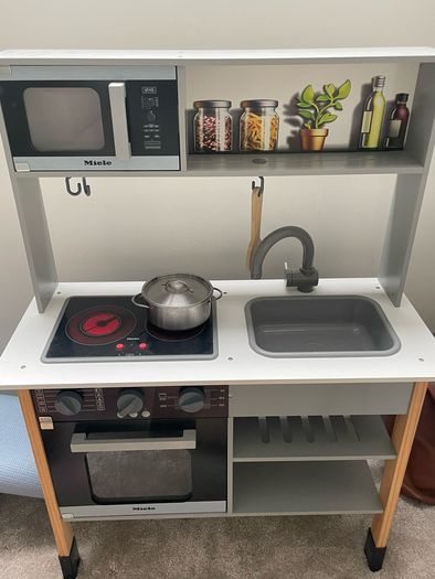 Miele kids kitchen