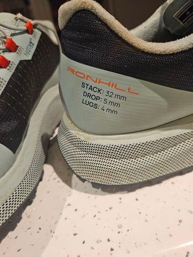 Ronhill Trail Runners Size 9