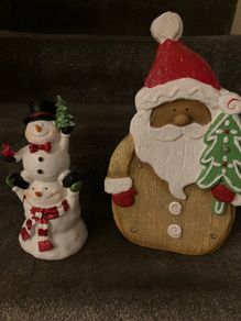 2 New Christmas Ornaments from the Outdoor Scene were 75 euro