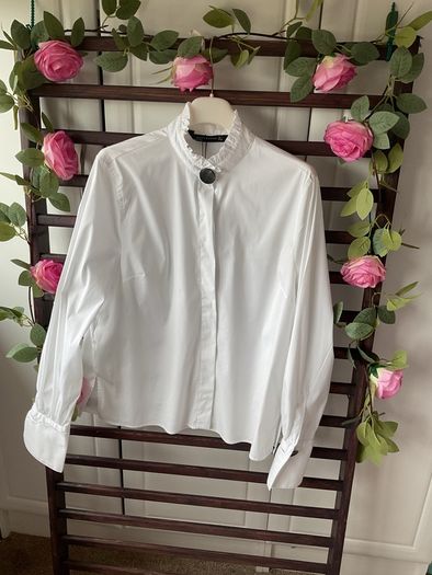 shirt Zara size large white blouse with grandfather frilled collar