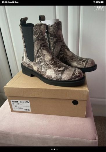 ankle boots  size 39 snake skin effect ankle boot