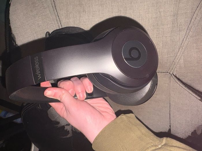 headphones Beats Solo 3 headphones