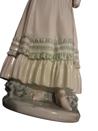Lladro 1980 'Goya Lady' 5125