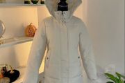 Ladies Oatmeal Hooded Coat from Vero Moda. Size Xs UK 6-8 / EU 34-36