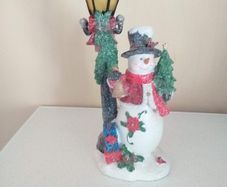 Snowman With Lamp Post Light