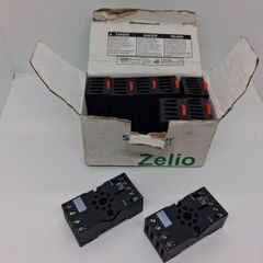 Postage - Lot of 9 Schneider Electric RUZC2M