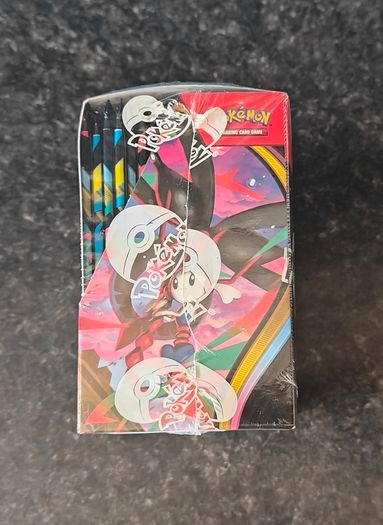 FREE Tracked Shipping. Pokemon Chaos Rising Booster box