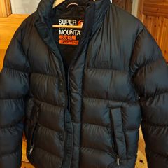 [NEW] Superdry Black Puffer Jacket