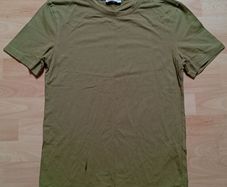Zara T-shirt (( khaki Green Adult M))