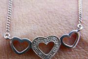 Vintage Sterling Silver 925 Triple Heart Necklace 2,5g L-9"