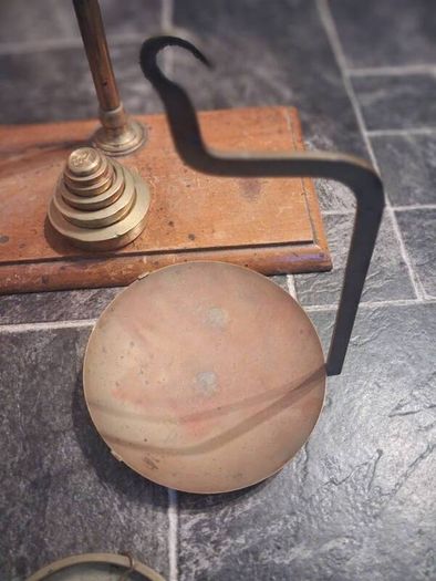 antiques scales