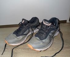 ASICS GT-2000 Women's Running Shoes in Grey - size UK 5