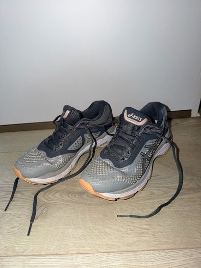 ASICS GT-2000 Women's Running Shoes in Grey - size UK 5