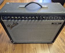 Fender  peavey roland dean