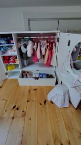Our Generation Wardrobe & over 10 complete outfits - LIKE NEW
