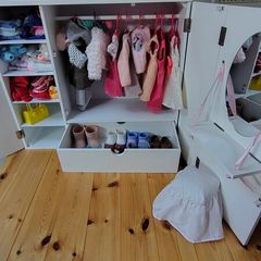Our Generation Wardrobe & over 10 complete outfits - LIKE NEW