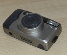 Nikon Compact 100M600AF Film camera