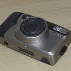 Nikon Compact 100M600AF Film camera
