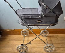Vintage Dolls pram