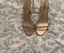 Stunning Schuh Diamonte Strappy Sandals size 39 (6)
