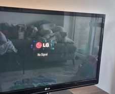 Lg 42" Tv.