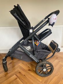 Uppababy Vista Pram frame & basket