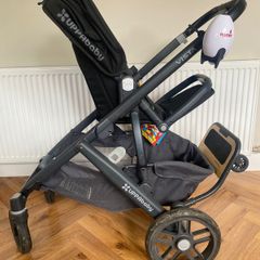 Uppababy Vista Pram frame & basket