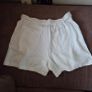 White linen shorts size L Image 6