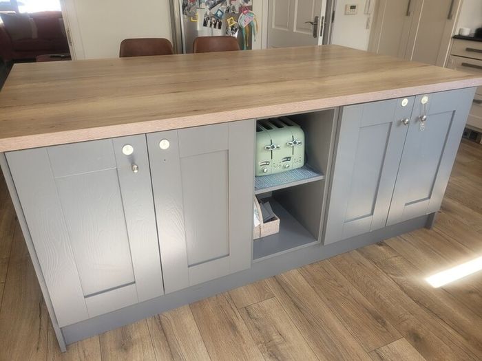 Kitchen Island