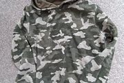 boy's hoodie.age 8/9