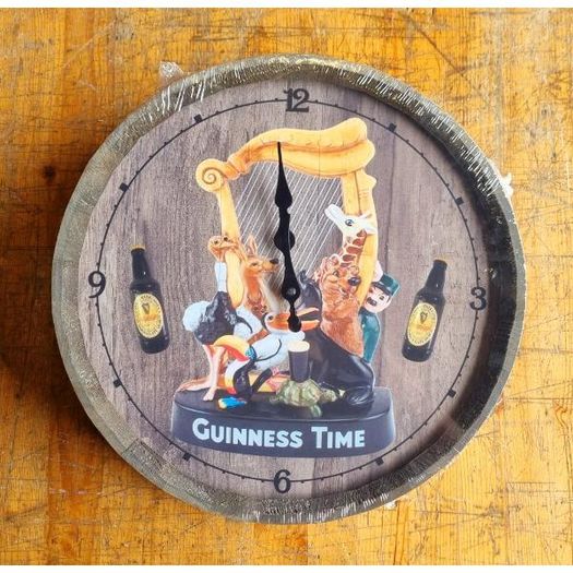 Barrel Lid Clock Guinness Characters  H392