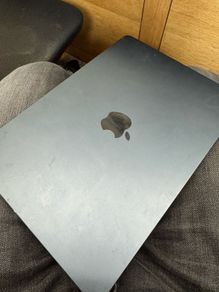 MacBook Air M2 (8GB RAM) - Excellent condition, lightly used for work