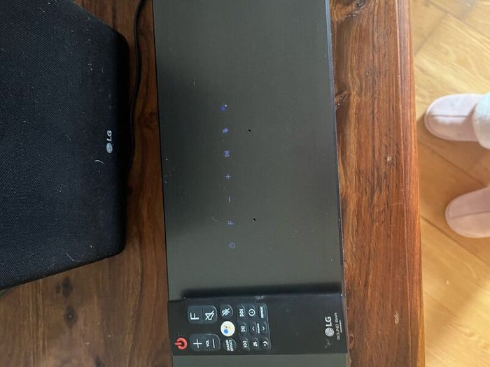 LG SL9YG Atmos Soundbar + Wireless Subwoofer&remot