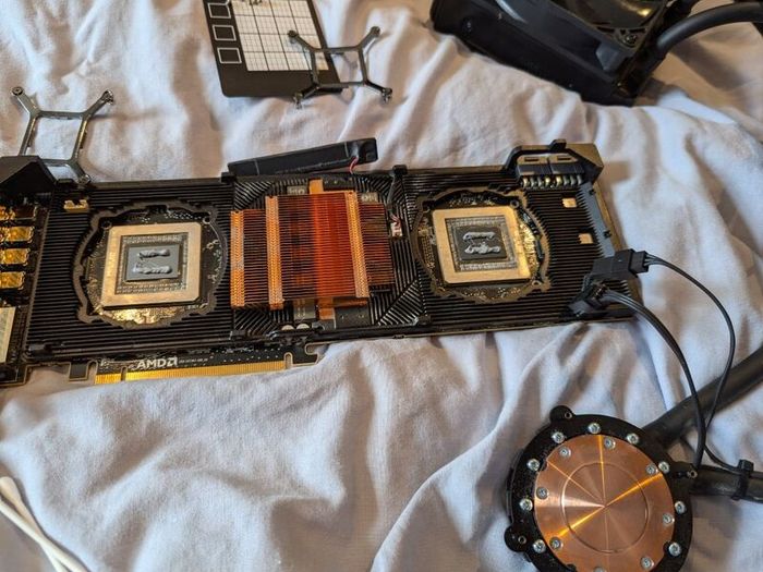MSI Radeon R9 295x2