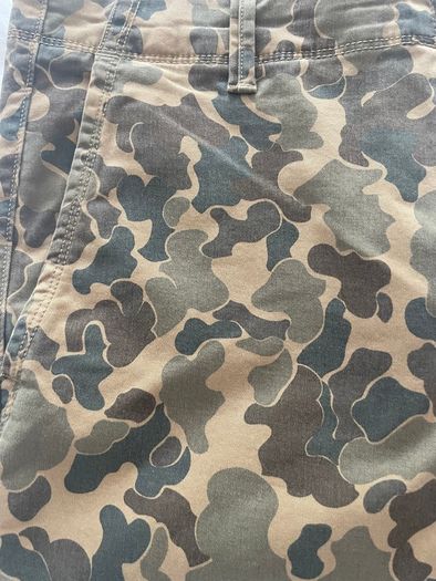 Men's Gap Camouflage Khakis - 32 X 34
