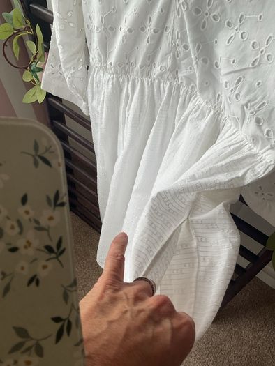 dress Zara white Broderie anglaise dress size large