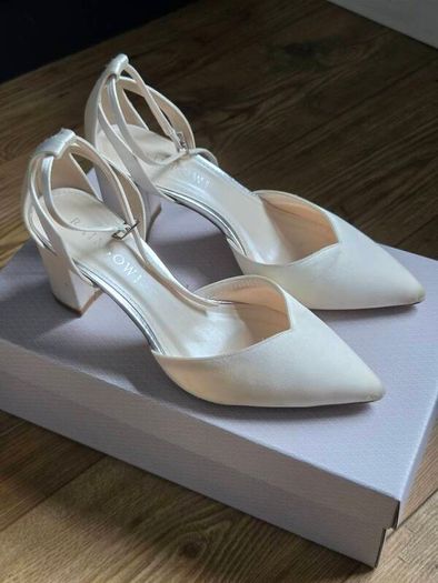 wedding shoes