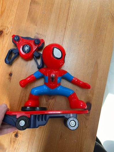 Marvel Spider-Man Remote Control Skateboard Figure Set
