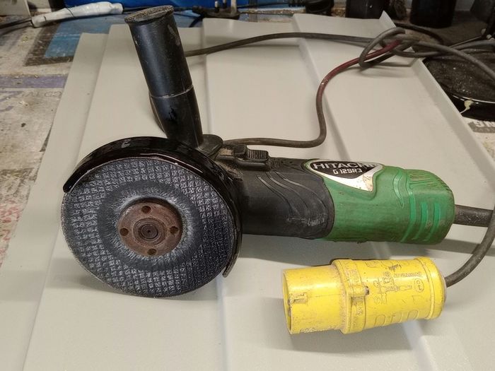 110v  Hitachi   grinder