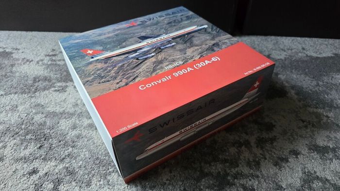B-models 1:200 Swissair Convair 990